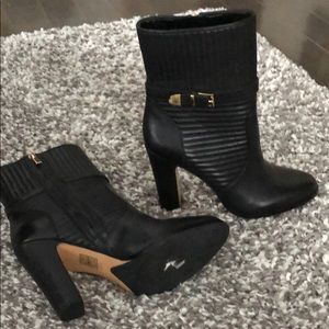 Black boots Vince Camuto